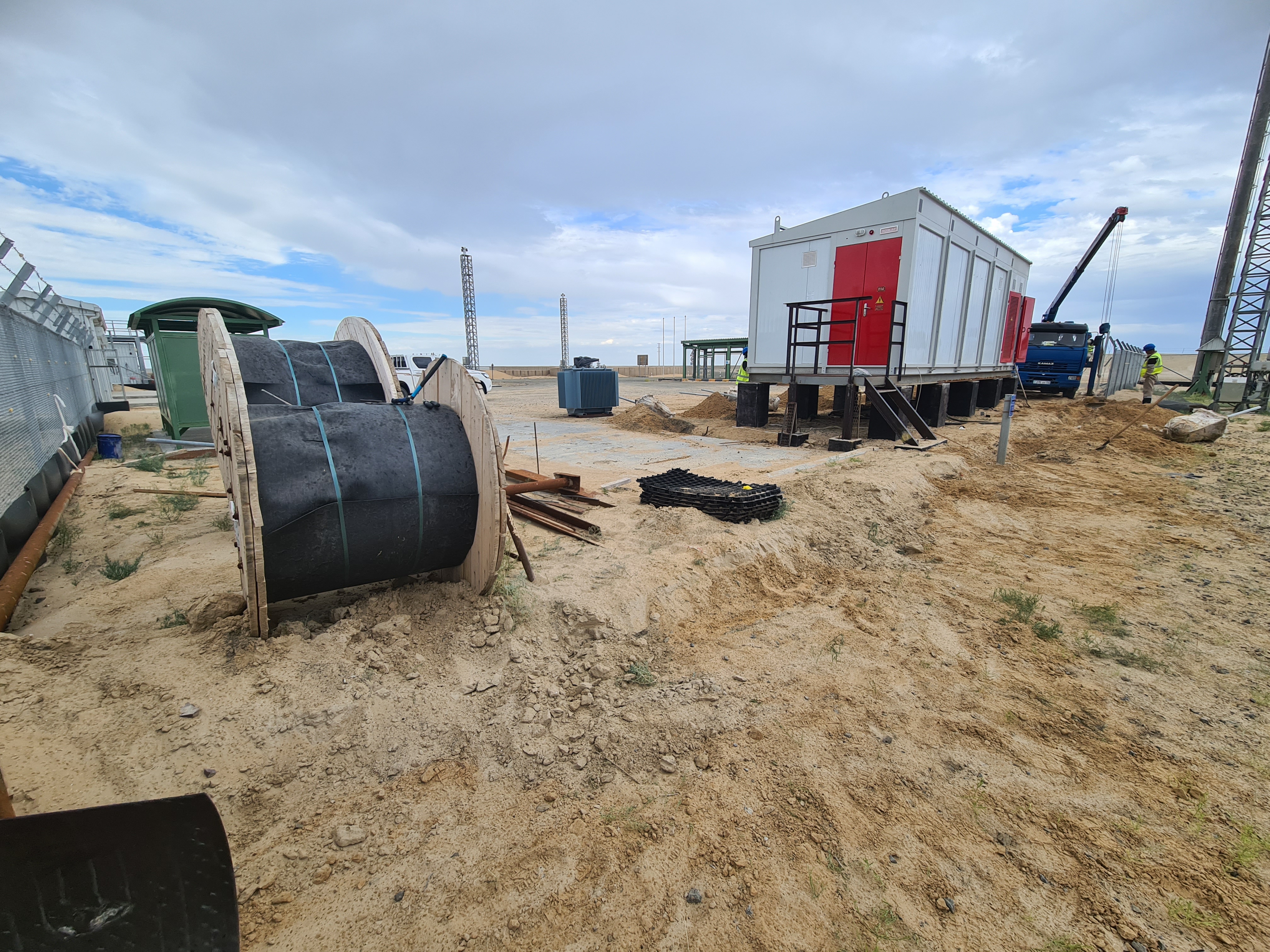 Cargo transportation route for facilities in the north-eastern part of the Caspian Sea. External power supply,10 kV cable line from the 110/10 kV substation to the SRG facility, instal. of a 10 kV BMZ