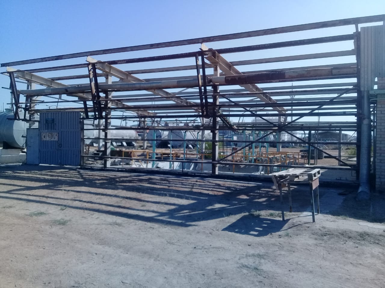 Dismantling of buildings, structures and technological equipment at the facilities of JSC “KazTransOil”